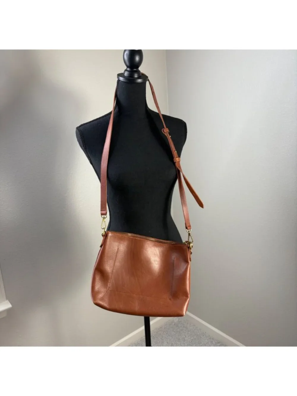 Madewell The Transport Shoulder Crossbody Leather Bag English Saddle Brown
